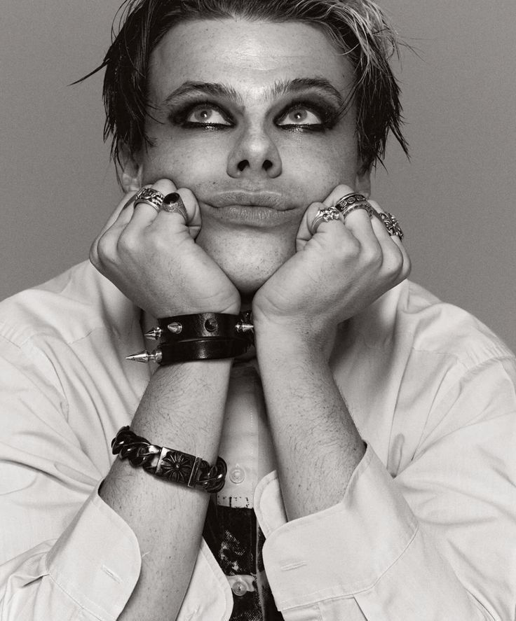 🎸 Ozzy Osbourne Dead at 76: Elton John, Yungblud & More Pay Tribute to the Rock Icon